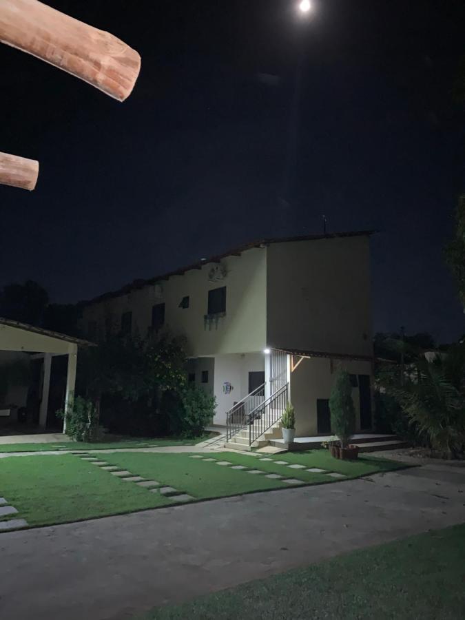 Suite Rio De Ondas 1 Barreiras  Exterior photo